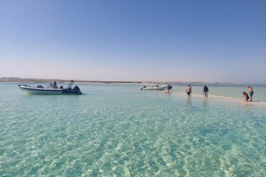 Abu Minqar Island by speedboat from El Gouna Abu Minqar Island from Makadi Bay