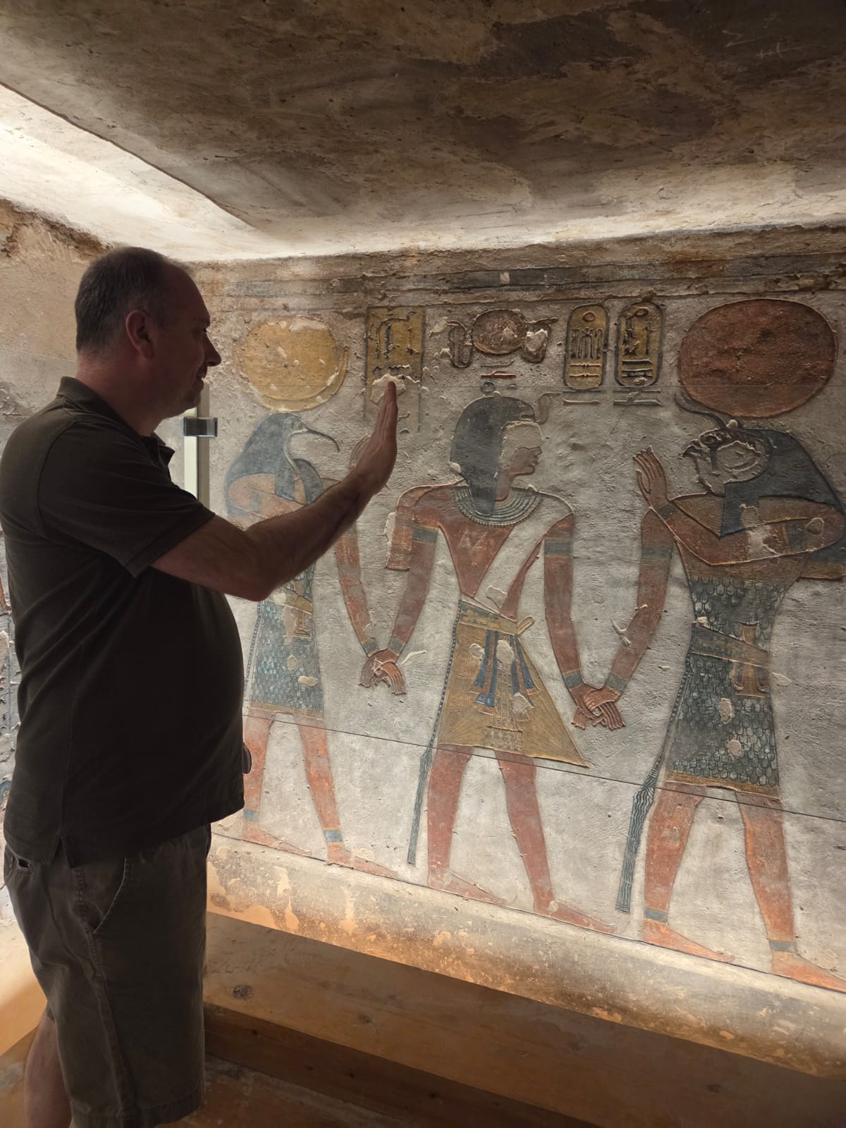 Luxor deluxe tour by van from Hurghada