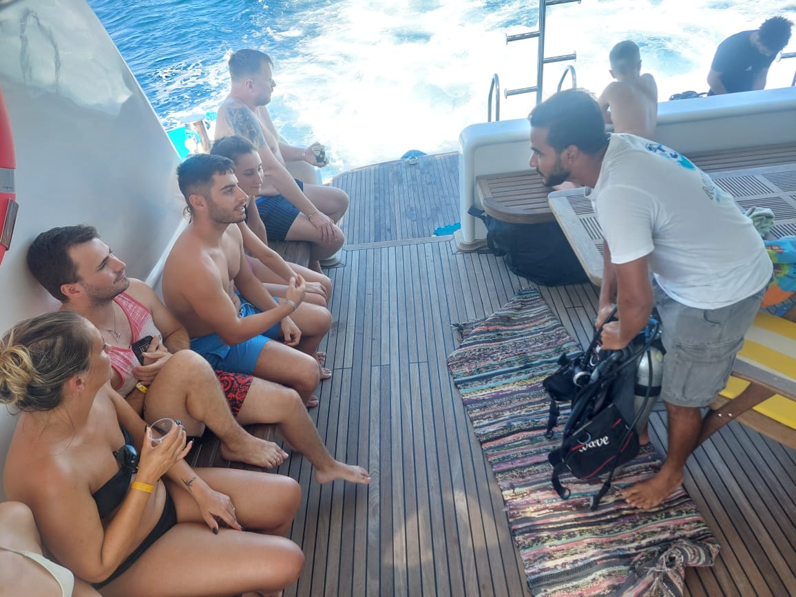 Hurghada Luxury Boat Tours to Orange bay Beach with VIP Lunch, 2 Snorkeling Spots All inclusive