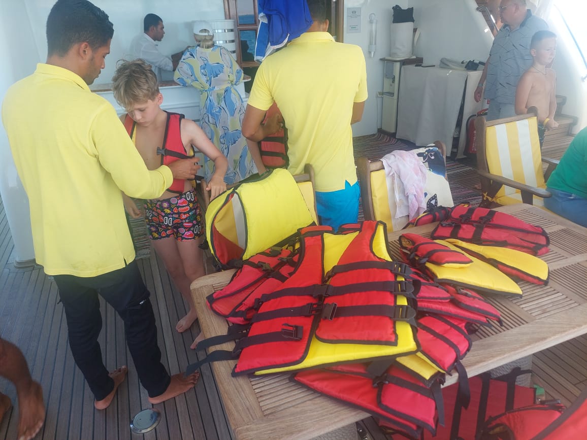 Hurghada Luxury Boat Tours to Orange bay Beach with VIP Lunch, 2 Snorkeling Spots All inclusive