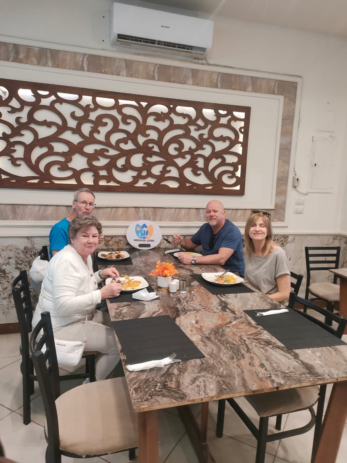 Hurghada to Grand Egyptian Museum, Pyramids and Sphinx Small-group Tours by van with Egyptologist