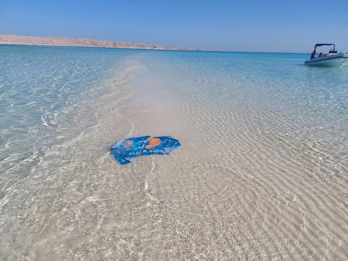 Hurghada Abu Minqar island Beach Tours