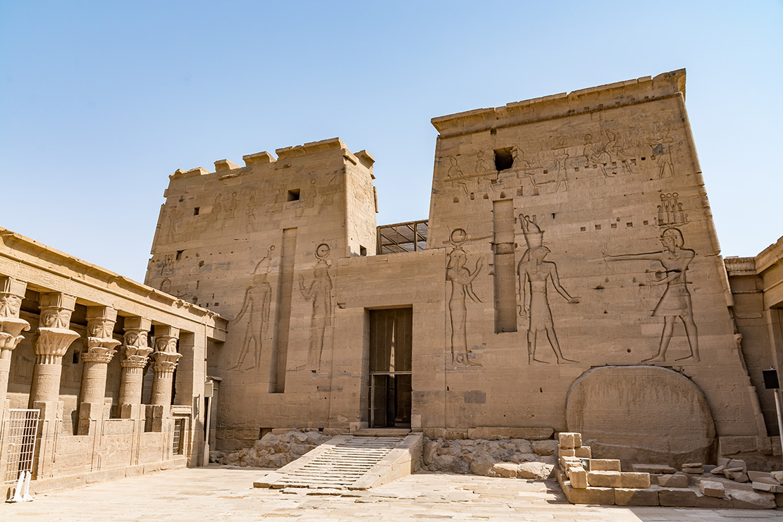 Luxor Private Tours to to Edfu and Kom Ombo Temple in Aswan