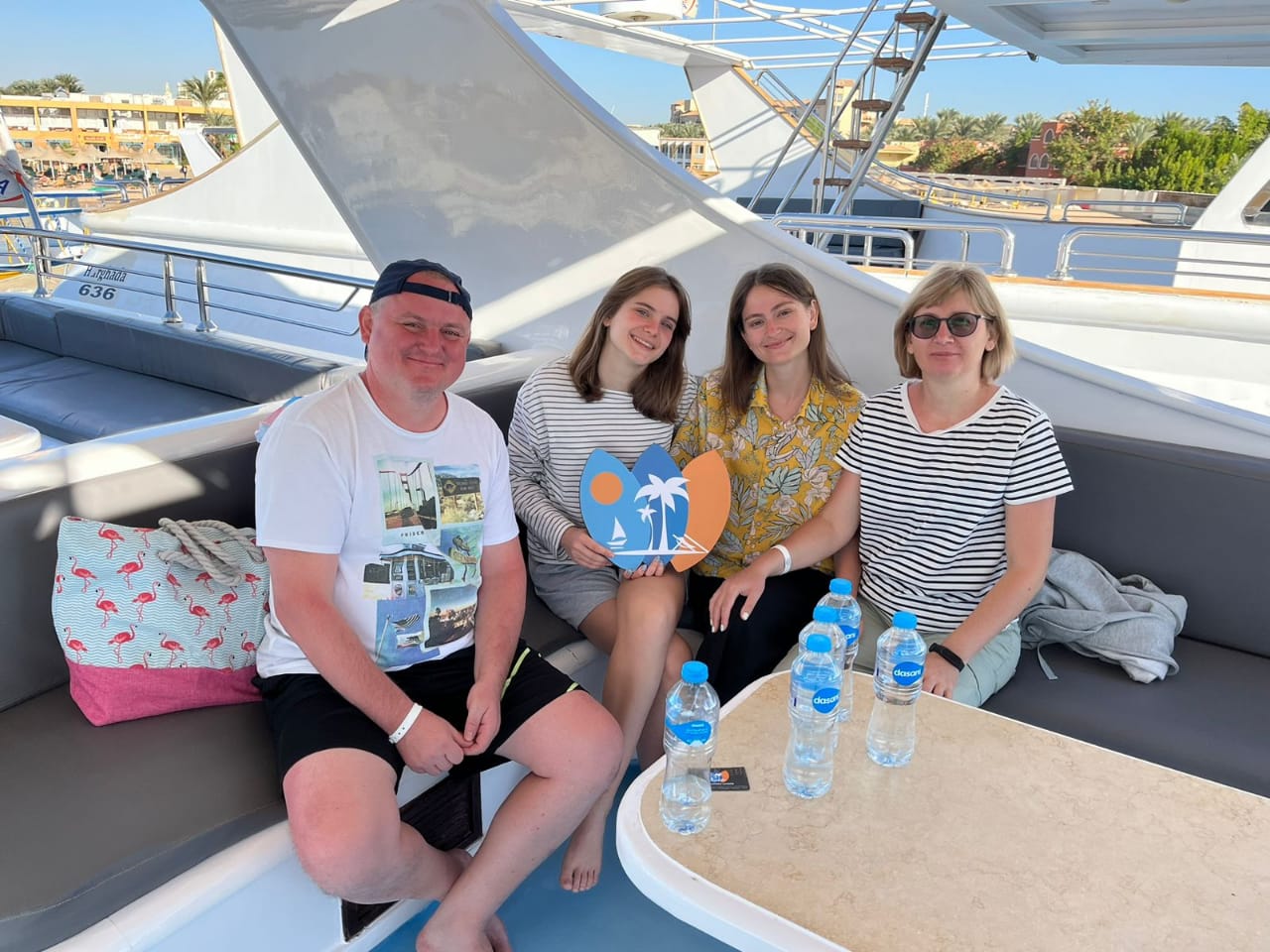 Hula Hula Paradise Island Beach Hurghada Tours with Snorkeling, Lunch, Transfers - Best Giftun Beach Sea Boats Day Trips