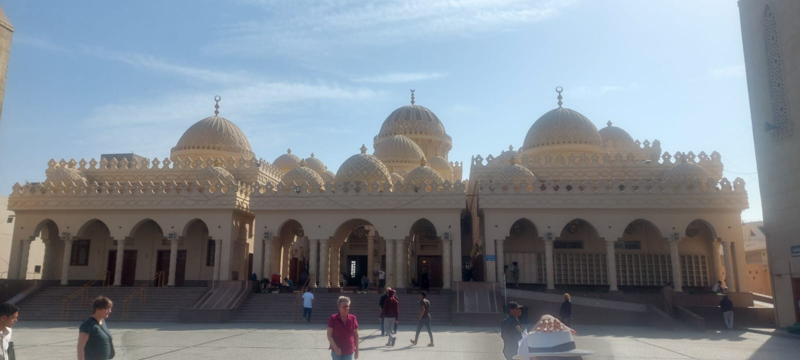 Hurghada Private City Tours with Stadt Shopping Stop optional Old Town El Dahar, Marina, Grand Port Mosque, Church 2030