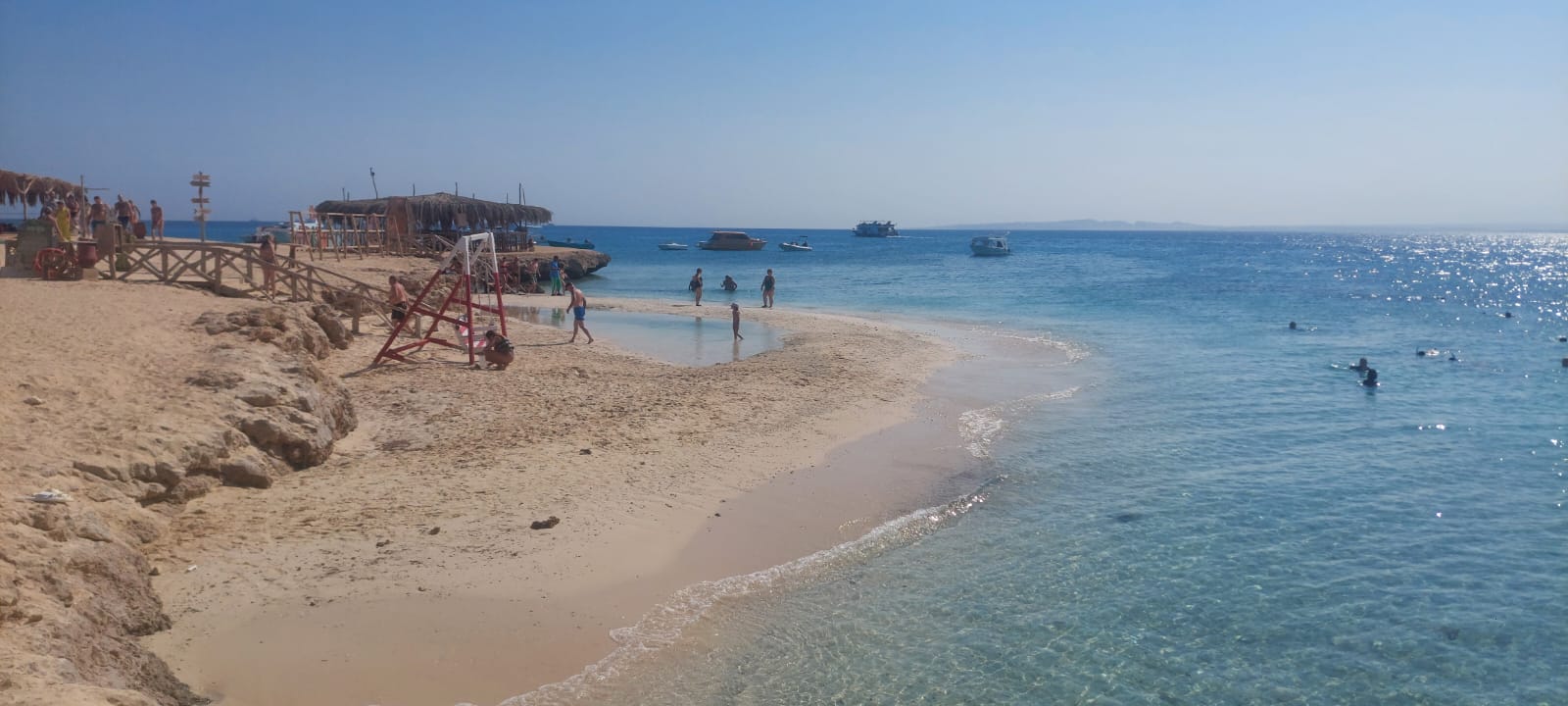 Hurghada Magawish island Beach Tours