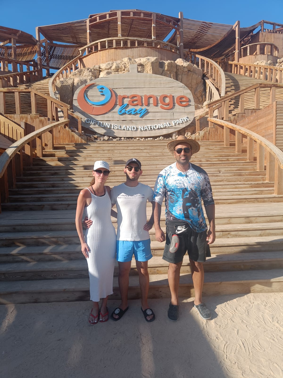 Hurghada Luxury Boat Tours to Orange bay Beach with VIP Lunch, 2 Snorkeling Spots All inclusive