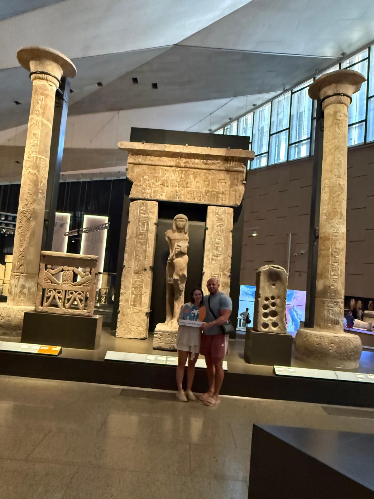 Hurghada to Grand Egyptian Museum, Pyramids and Sphinx Small-group Tours by van with Egyptologist