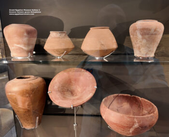 161_1-Dynasty-4,-pottery,-giza,-Incense-burners-queen-Hetepheres,-Ancient-Egypt,-History-Pharaohs,-Grand-Egyptian-Museum