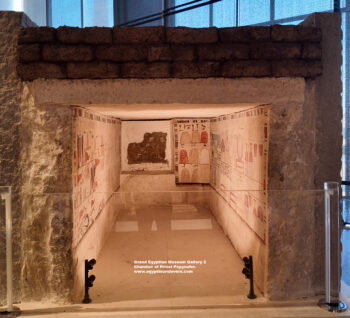 187_1-Dynasty-6,-first-intermediate-period,-limestone,-Saqqara,-Chamber-of-Priest-Pepynefer,-Ancient-Egypt,-History-Pharaohs,-Grand-Egyptian-Museum