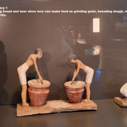 37_1 Ancient Egypt, History Pharaohs, Grand Egyptian Museum, Dynasty 6, Neolithic period, limestone, wood, pottery, giza, meir, abu rawash, merimda beni salama, food preparation, Statuettes of servants