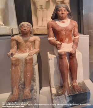 60-old-kingdom,-limestone,-giza,-Saqqara,-purification-priest,-Sneferu-Seneb,-carry-offerings-during-the-temple's-funerary-rites,-Ancient-Egypt,-History-Pharaohs,-Grand-Egyptian-Museum