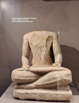 80-Dynasty-5,-Limestone,-Saqqara,-Scribe-statue-of-Hesy,-Ancient-Egypt,-History-Pharaohs,-Grand-Egyptian-Museum,-Kings-acquaintance-and-overseer-of-noblemen