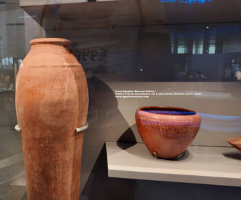 88-Neolithic-period,-Dynasty-6,-Pottery-vessels-decorated,-Ancient-Egypt,-History-Pharaohs,-Grand-Egyptian-Museum,-adima,-abu-rawash,-gebel-ramlah,-merimeda-beni-salama